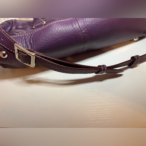 Isaac Mizrahi Purple Pebble Leather Convertible Crossbody or Double Handle Bag - Picture 11 of 11